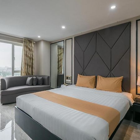 مدينة هوشي منه Cozrum Lux - The Arrivals Hotel المظهر الخارجي الصورة