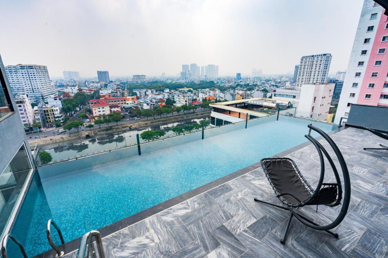 مدينة هوشي منه Cozrum Lux - The Arrivals Hotel المظهر الخارجي الصورة