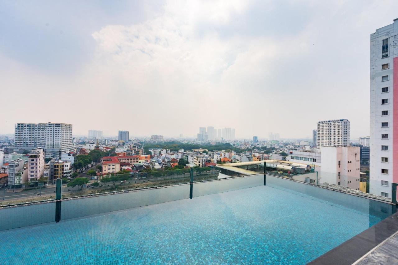 مدينة هوشي منه Cozrum Lux - The Arrivals Hotel المظهر الخارجي الصورة
